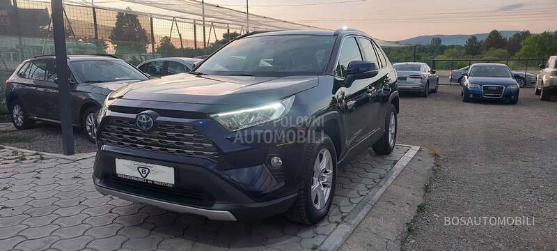 Toyota RAV 4 2.5 Hibrid Business