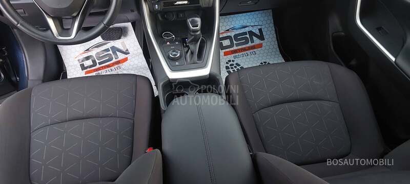 Toyota RAV 4 2.5 Hibrid Business