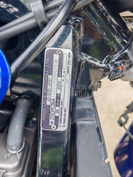Honda Hornet e3