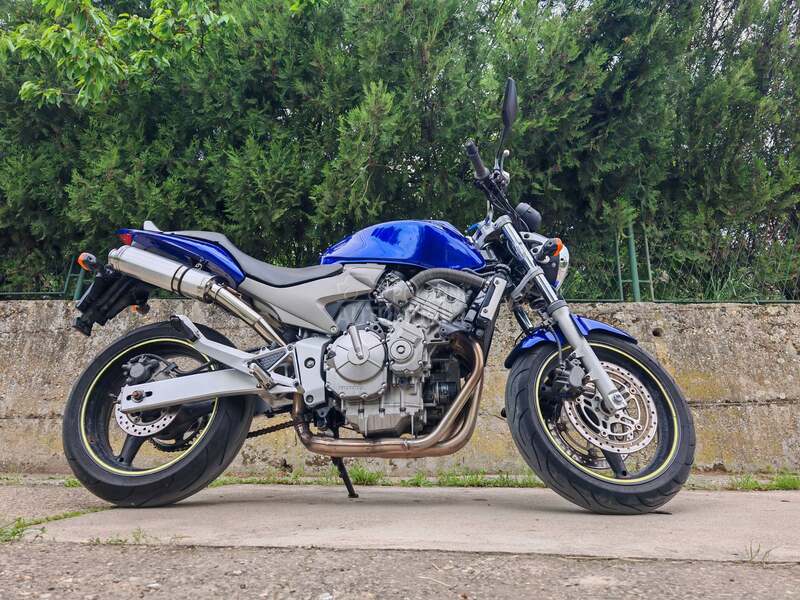 Honda Hornet e3