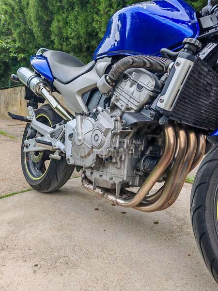 Honda Hornet e3
