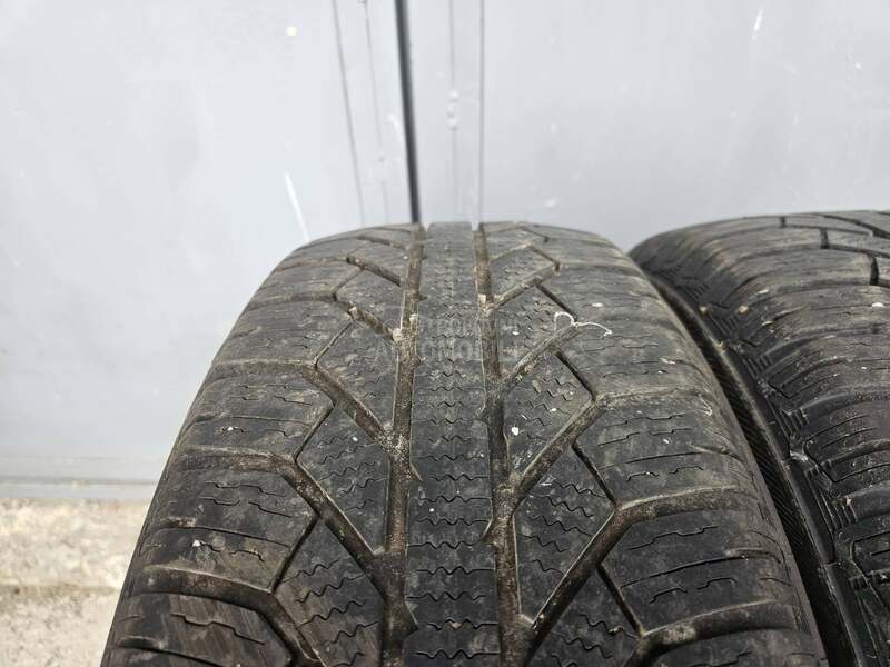 Semperit 195/65 R15 Zimska