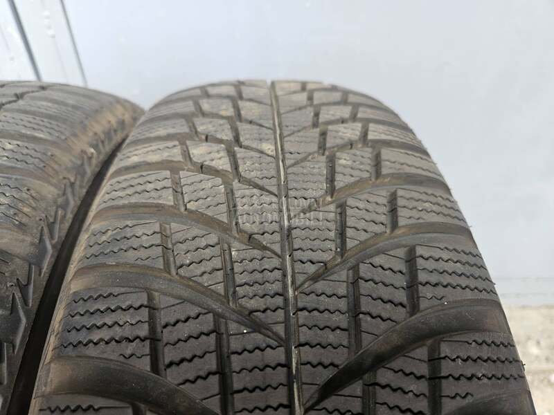 Bridgestone 195/65 R15 Zimska