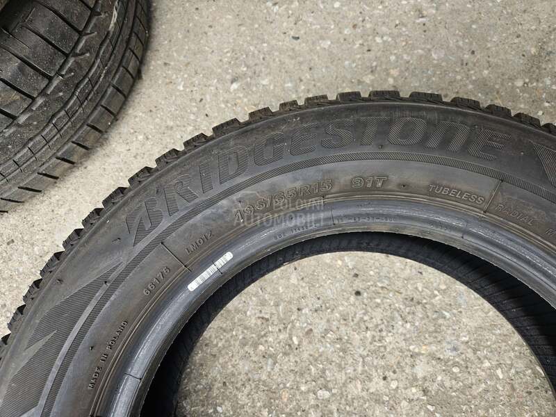 Bridgestone 195/65 R15 Zimska