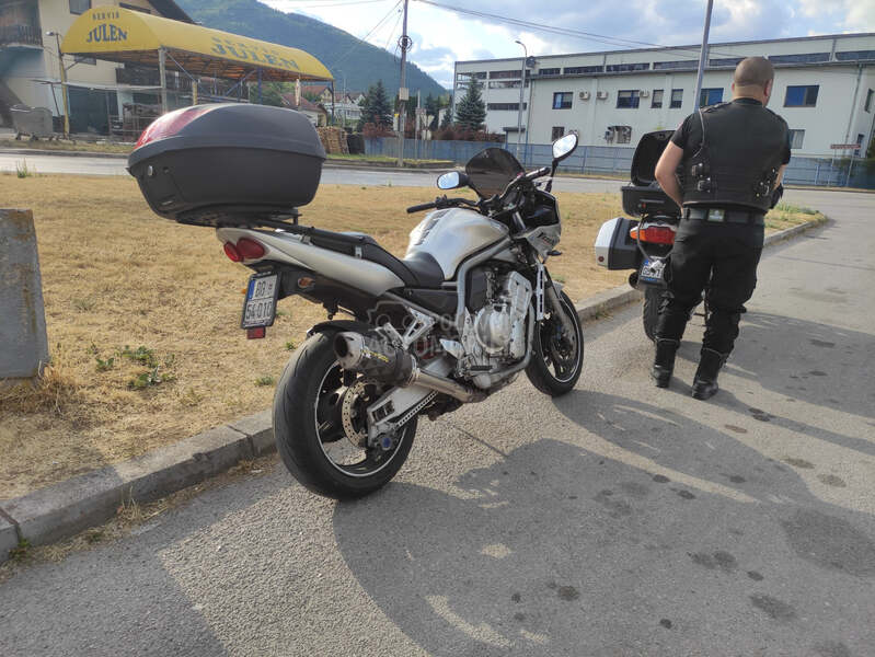 Yamaha FZS 1000 Fazer