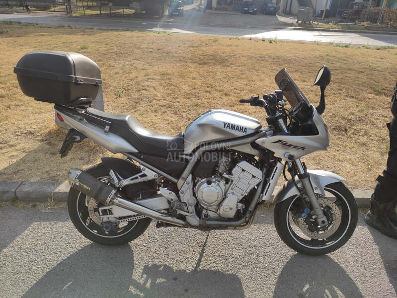 Yamaha FZS 1000 Fazer