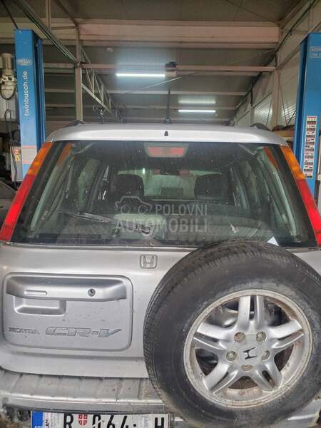 Honda CR-V b20 4x4