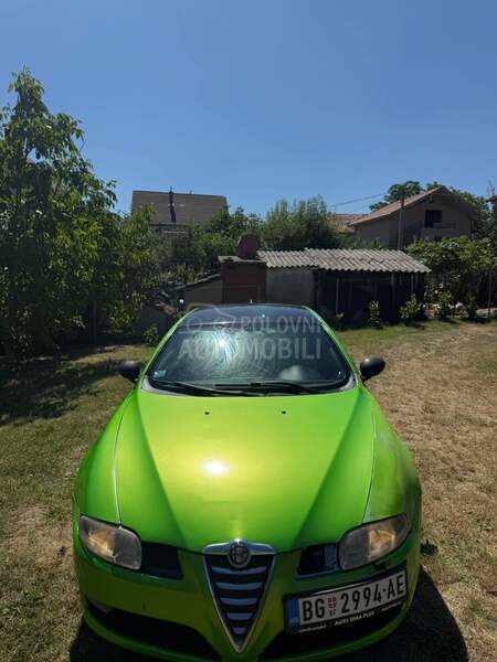Alfa Romeo GT 