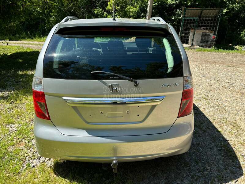 Honda FR-V 