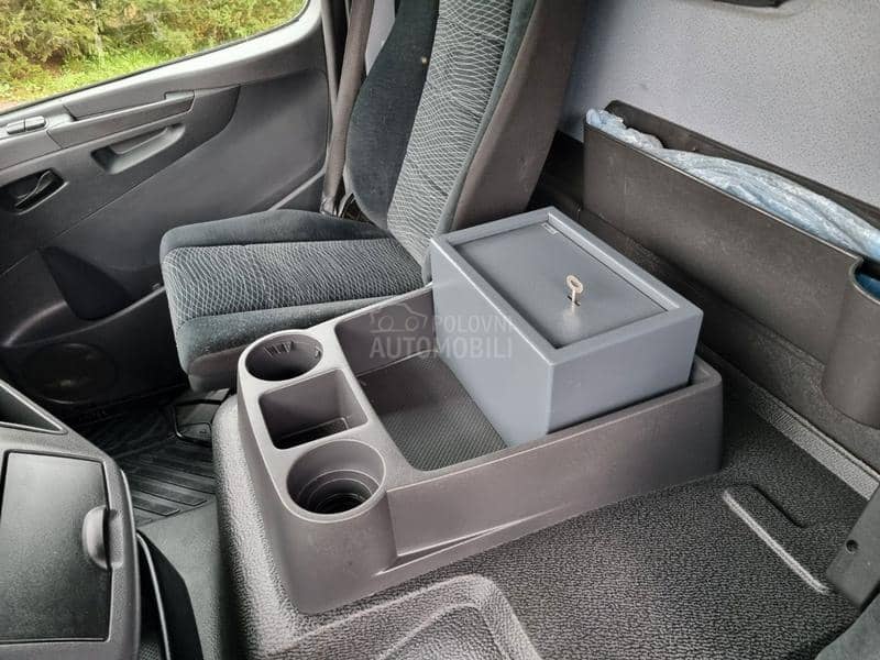 Mercedes Benz ATEGO 1323