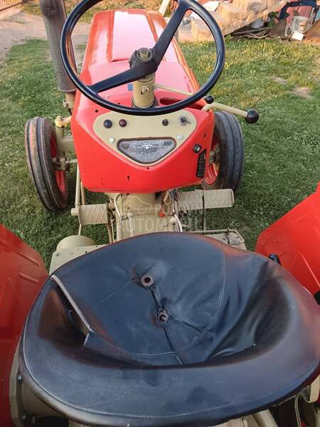 Zetor 4911