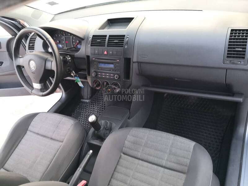 Volkswagen Polo 1.4b/Tour/iz DE/NOV