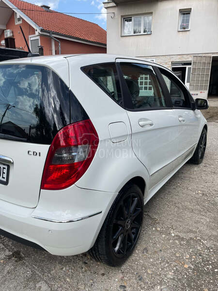 Mercedes Benz A 180 A 180 cdi