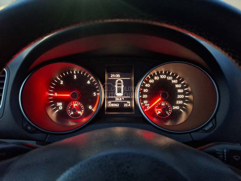 Volkswagen Golf 6 