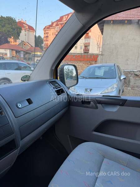 Volkswagen Transporter T5 fiknsa cena