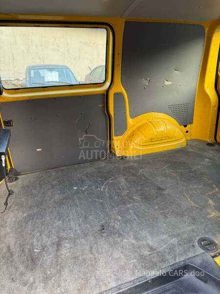 Volkswagen Transporter T5 fiknsa cena