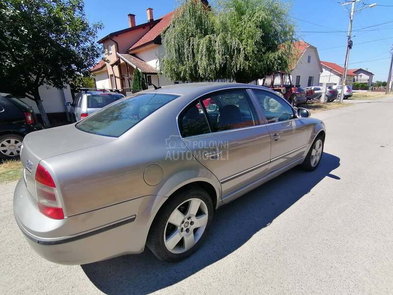 Škoda Superb 2.0 tdi