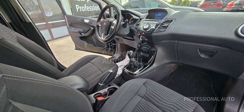 Ford Fiesta 1.6TDCi/Titanium/Nav