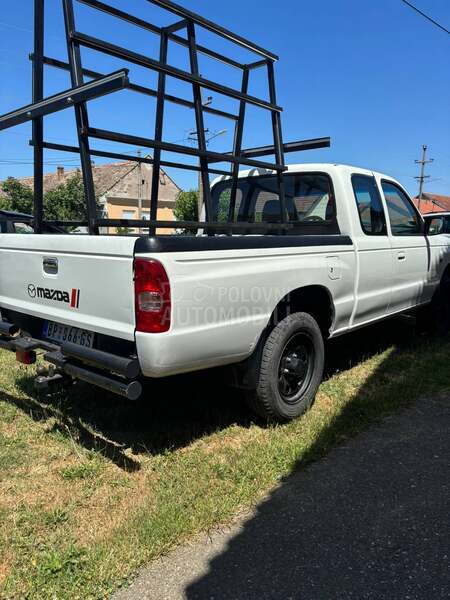 Mazda B 250 B2500