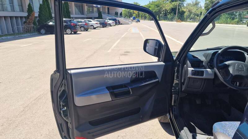 Mitsubishi Pajero Pinin 