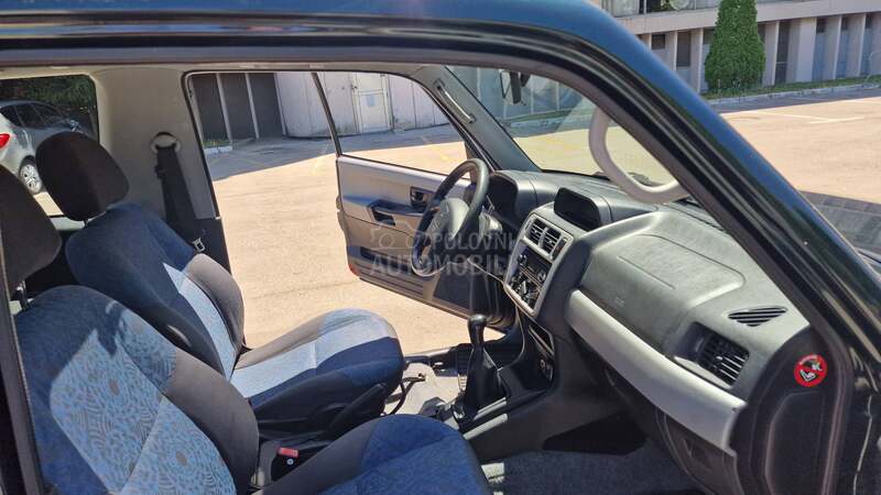 Mitsubishi Pajero Pinin 