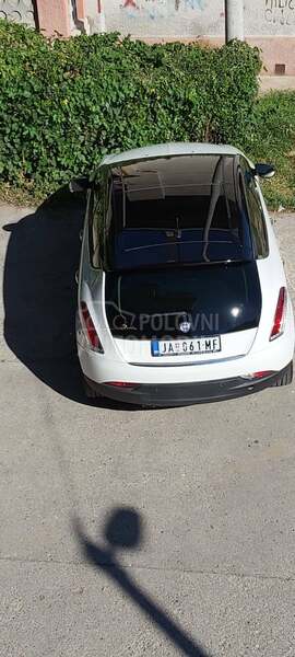Lancia Delta TWIN TURBO 1.9.