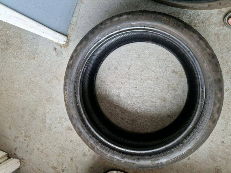 Continental 225/45 R19 Letnja
