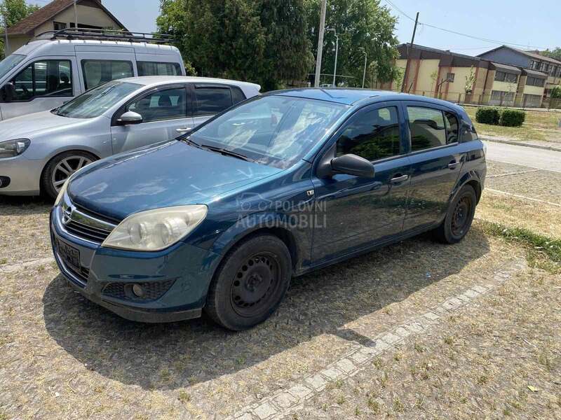 Opel Astra H 