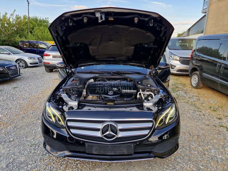 Mercedes Benz E 220 E220cdi Nav/Led