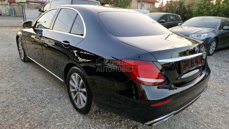 Mercedes Benz E 220 E220cdi Nav/Led