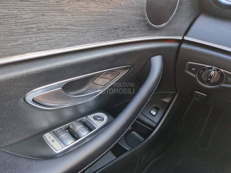 Mercedes Benz E 220 E220cdi Nav/Led
