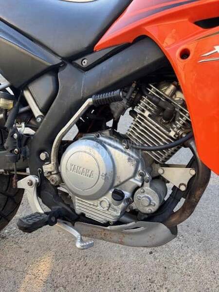 Yamaha XT125X