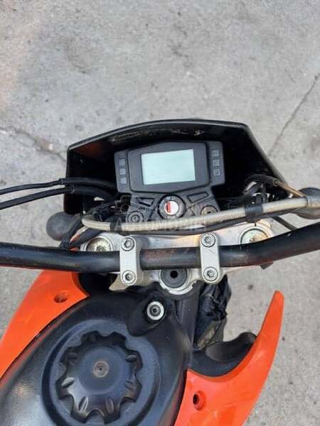 Yamaha XT125X