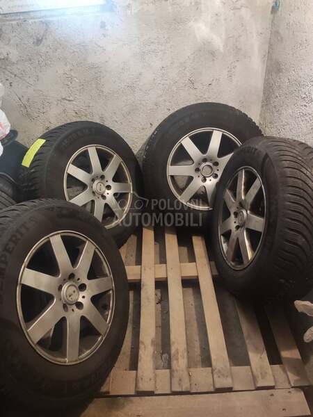 Semperit 215/70 R16 Zimska