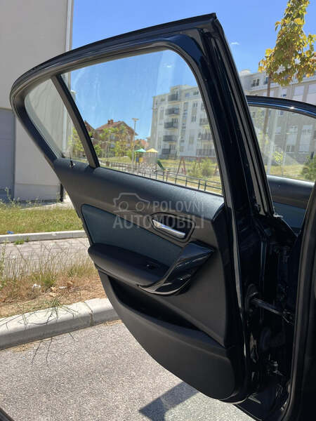 BMW 118 URBAN 2.0