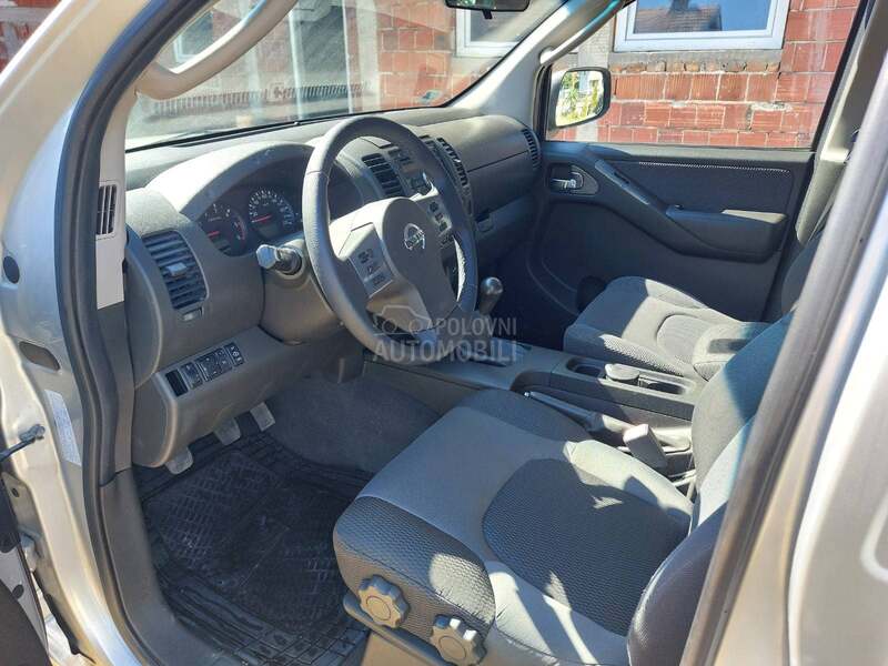 Nissan Navara 