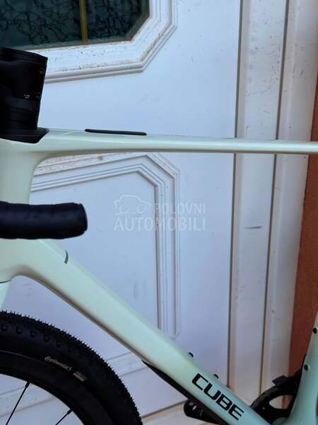 Cube Nuroad ex