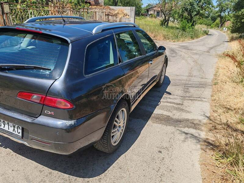 Alfa Romeo 156 Crosswagon 