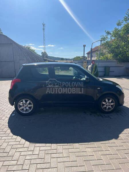 Suzuki Swift 1.3