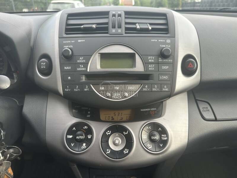 Toyota RAV 4 2.2 D4D