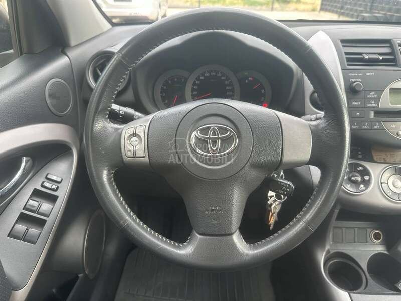 Toyota RAV 4 2.2 D4D