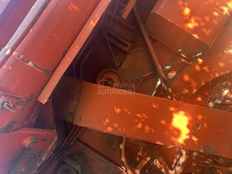 Fahr M1002