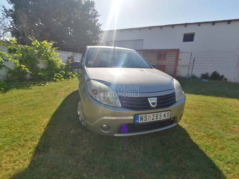 Dacia Sandero 