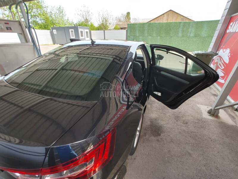 Škoda Superb 2.0 tdi Ambition