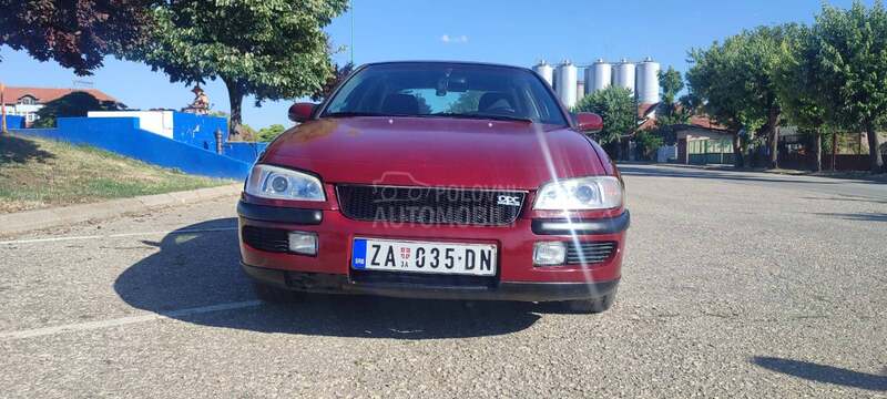 Opel Omega 2.0i