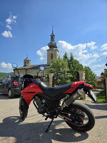 Yamaha xt660x