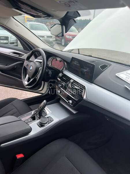 BMW 520 G31