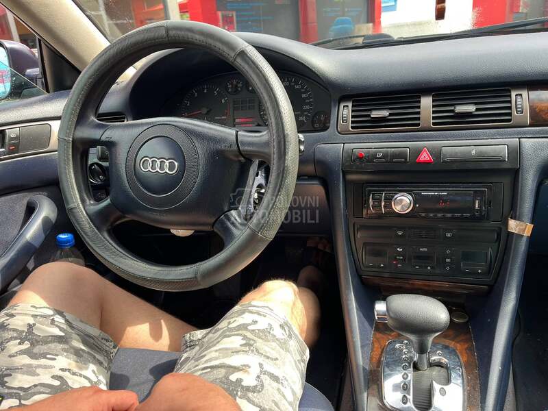 Audi A6 2.8i