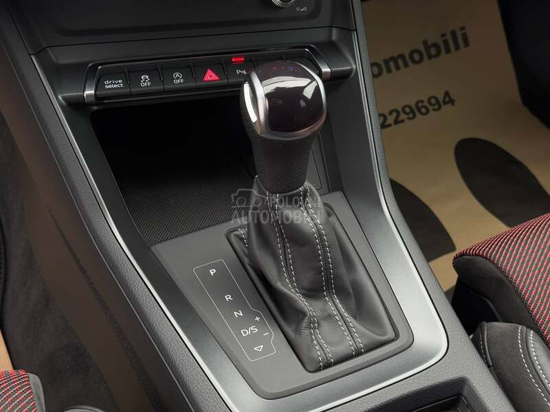 Audi Q3 S-LINE/4X4/MATRIX