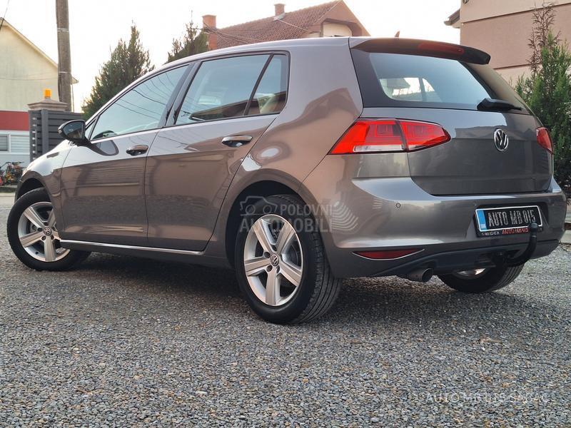 Volkswagen Golf 7 1.6 DSG HighLine